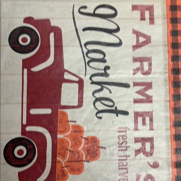 Meet your Posher, Marissa - Picture 1 of 1